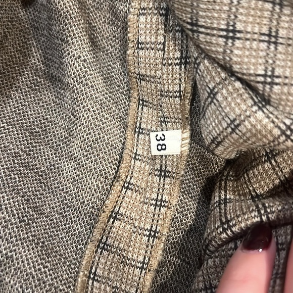 Vintage 1950s/1960s Women’s Battelstein’s Tan Checkered Wool Knit Suit Set - Picture 4 of 10